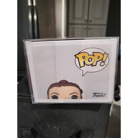 Funko Pop Star Wars Rey #434 Two Lightsabers Version 2021 In Protective Case - Picture 5 of 6